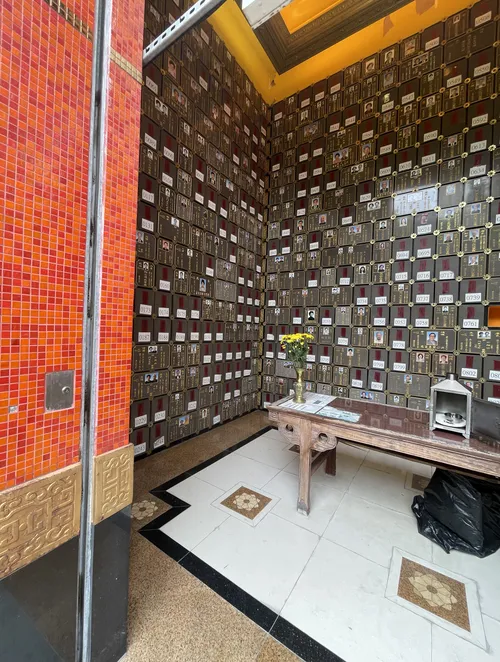 pofook_niche_bou_gwai_hse_01