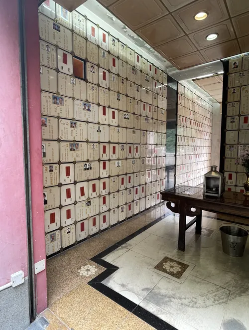 pofook_niche_bou_paang_hse_01