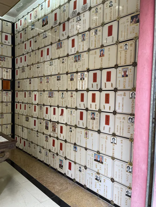 pofook_niche_bou_paang_hse_03