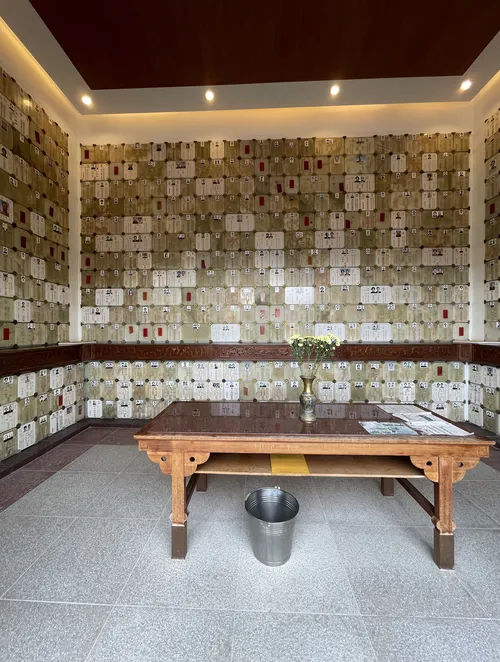 pofook_niche_bou_sing_hse_02
