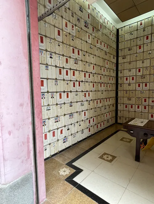 pofook_niche_bou_waan_hse_01