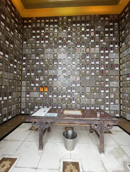 pofook_niche_bou_zan_hse_02
